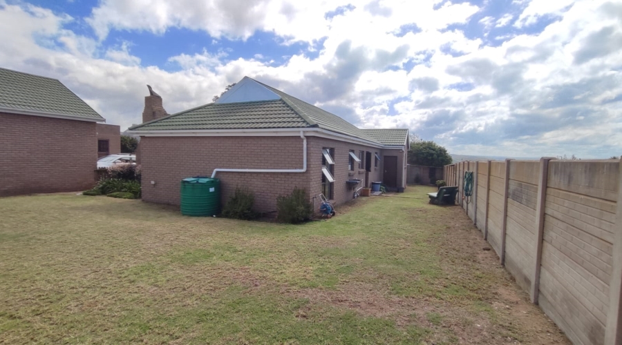 3 Bedroom Property for Sale in Stilbaai Wes Western Cape